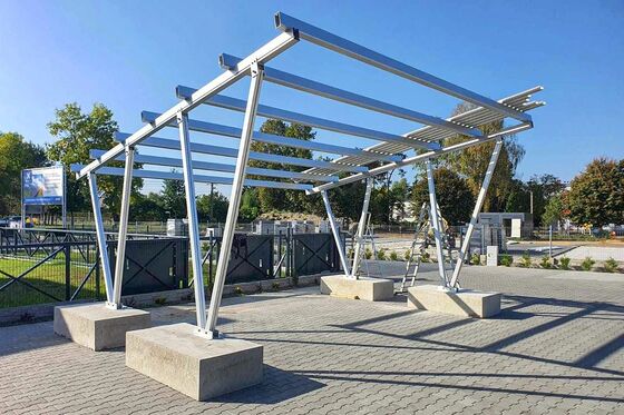 মডুলার বিআইপিভি মাউন্টিং সিস্টেম - 115 মিমি ইস্পাত ব্র্যাকেট ছাদ সৌর শ্যাডের জন্য প্রিফ্যাব্রিকেটেড ফ্রেম সহ